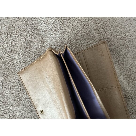 Coach Women’s Wallet Trifold Leather Solid Beige Button Shut - Picture 10 of 14